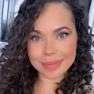 Meet your Posher, Sharlene